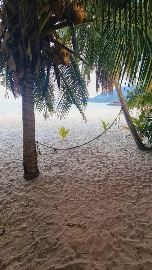 Rainbow Tioman Cottage Kampong Juara Bagian luar foto