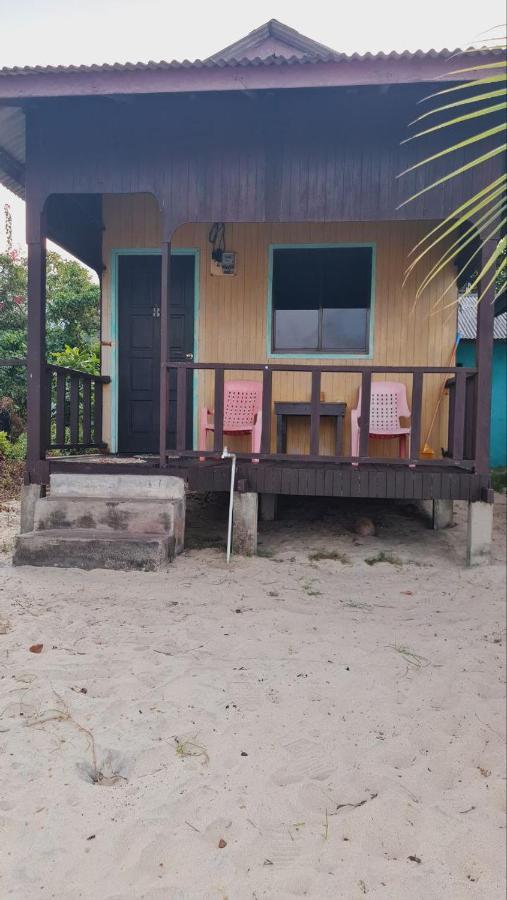 Rainbow Tioman Cottage Kampong Juara Bagian luar foto