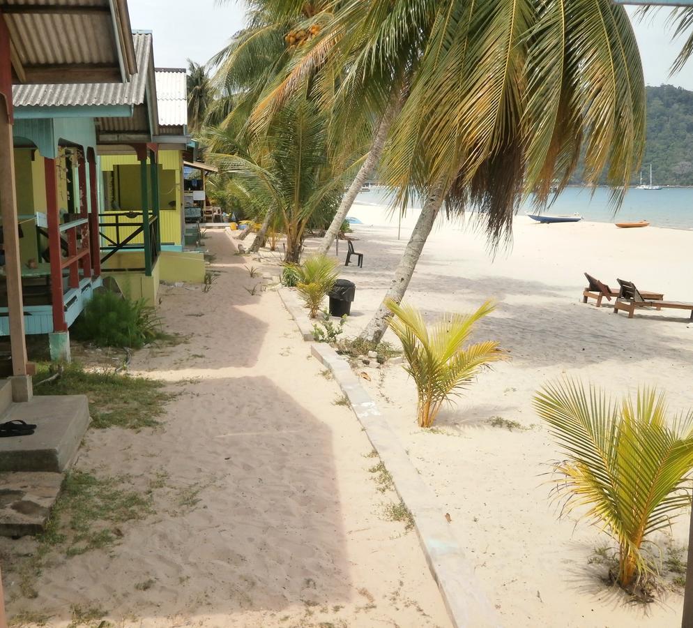 Rainbow Tioman Cottage Kampong Juara Bagian luar foto