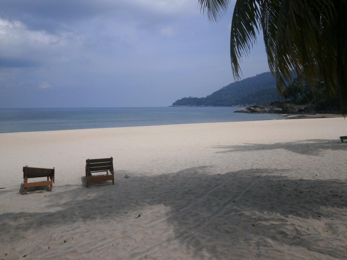 Rainbow Tioman Cottage Kampong Juara Bagian luar foto