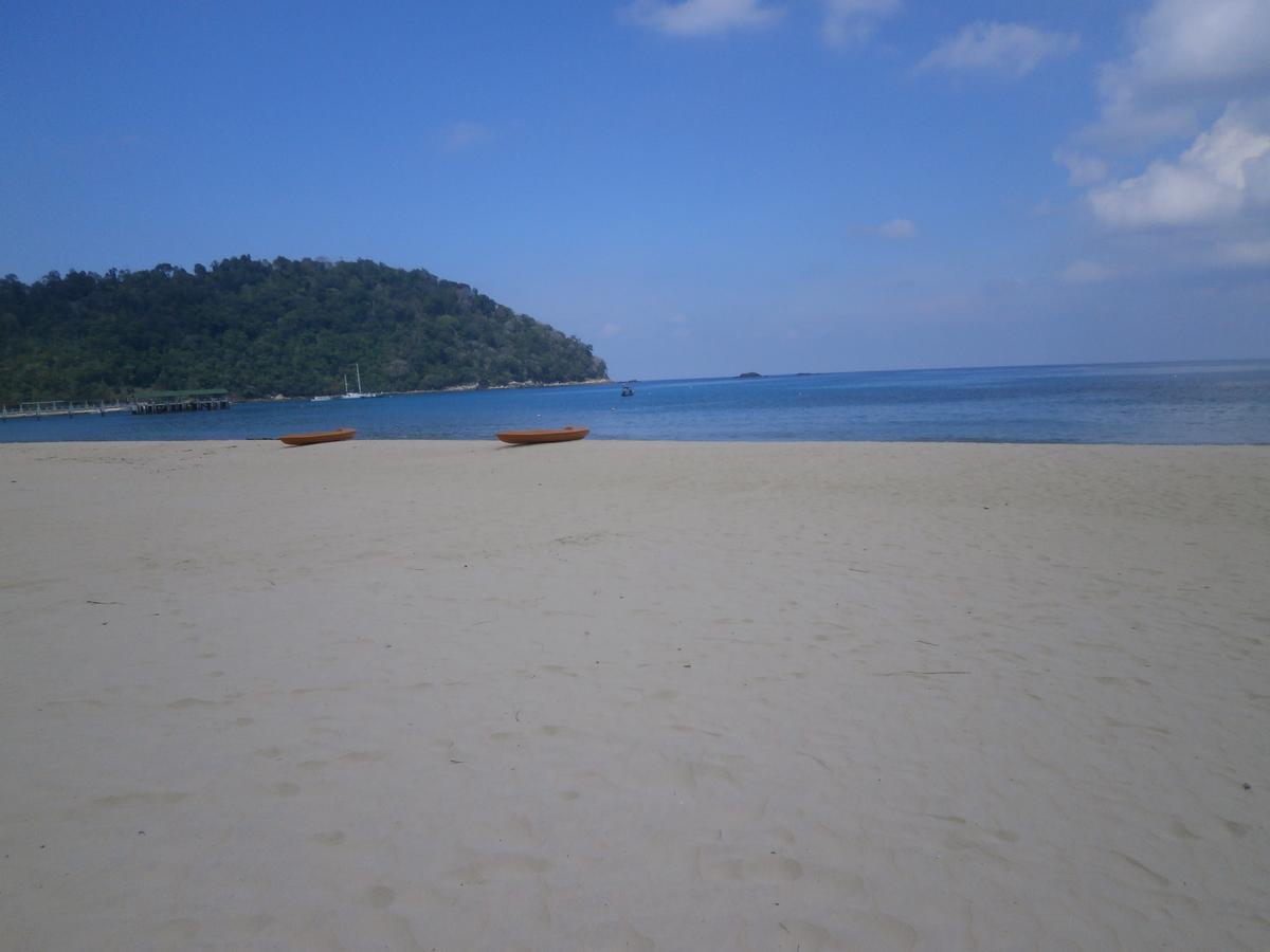 Rainbow Tioman Cottage Kampong Juara Bagian luar foto